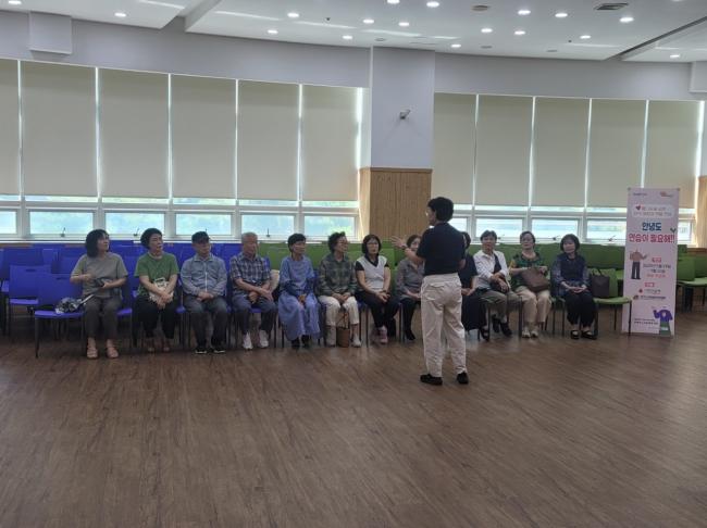 - 웰다잉을 위한 삶의 여정과 작별연습 -『안녕도 연습이 … 참조 이미지